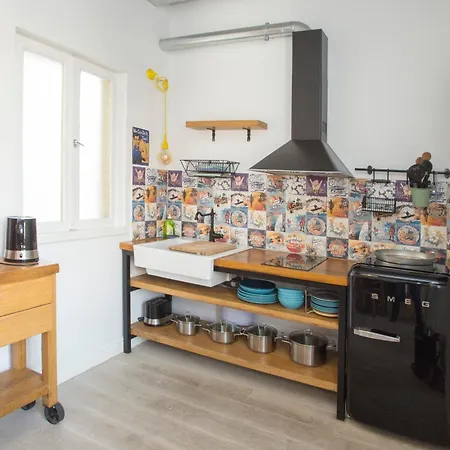 Stylish Theatre Apartman Split